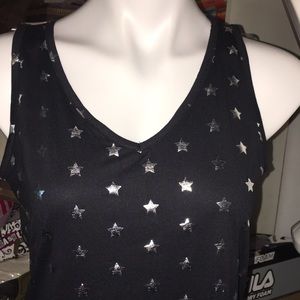 🌹🌹NWT Ladies Large Vee Neck Shirt Black W/Stars